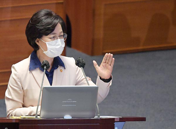 청문회급 난타전…野 종일 맹폭에 추미애 "야비하지 않나" 폭발