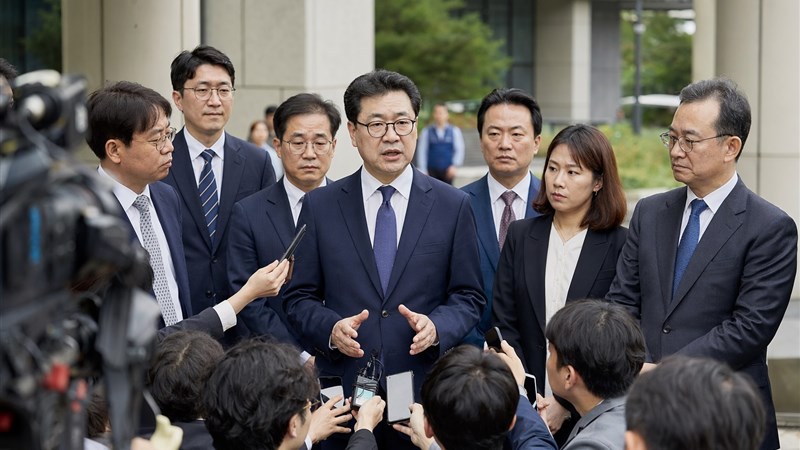 “죽음의 로켓배송” 쿠팡 밤의 노동자들, 위험을 달고 뛴다