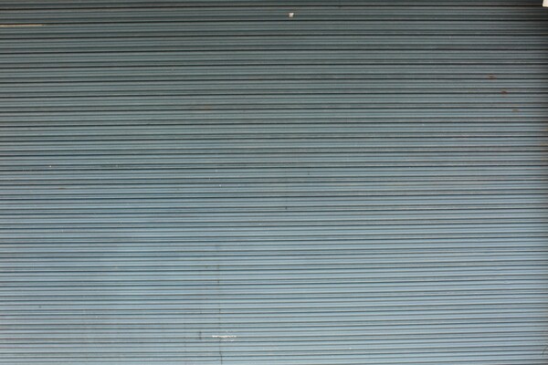 해외에선 공공이 쫓아낼 때도 '값'을 치른다 — 한국만 예외인 구조